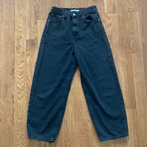 Levi’s Balloon Leg Crop Jean